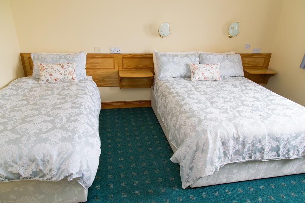 Doherty'S Country Accommodation Ballyliffin Room photo