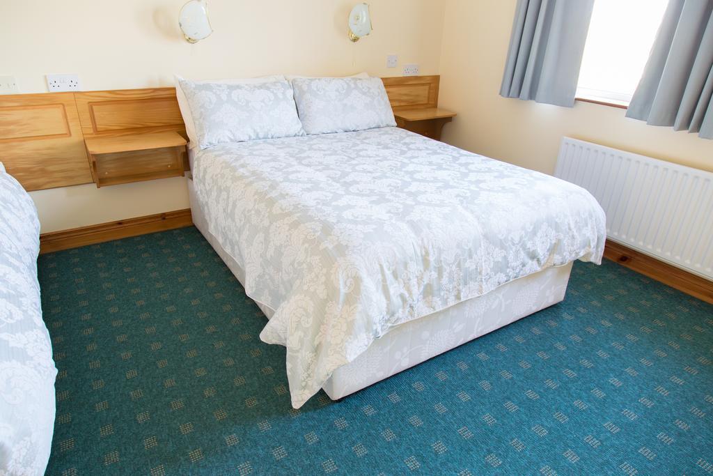 Doherty'S Country Accommodation Ballyliffin Room photo